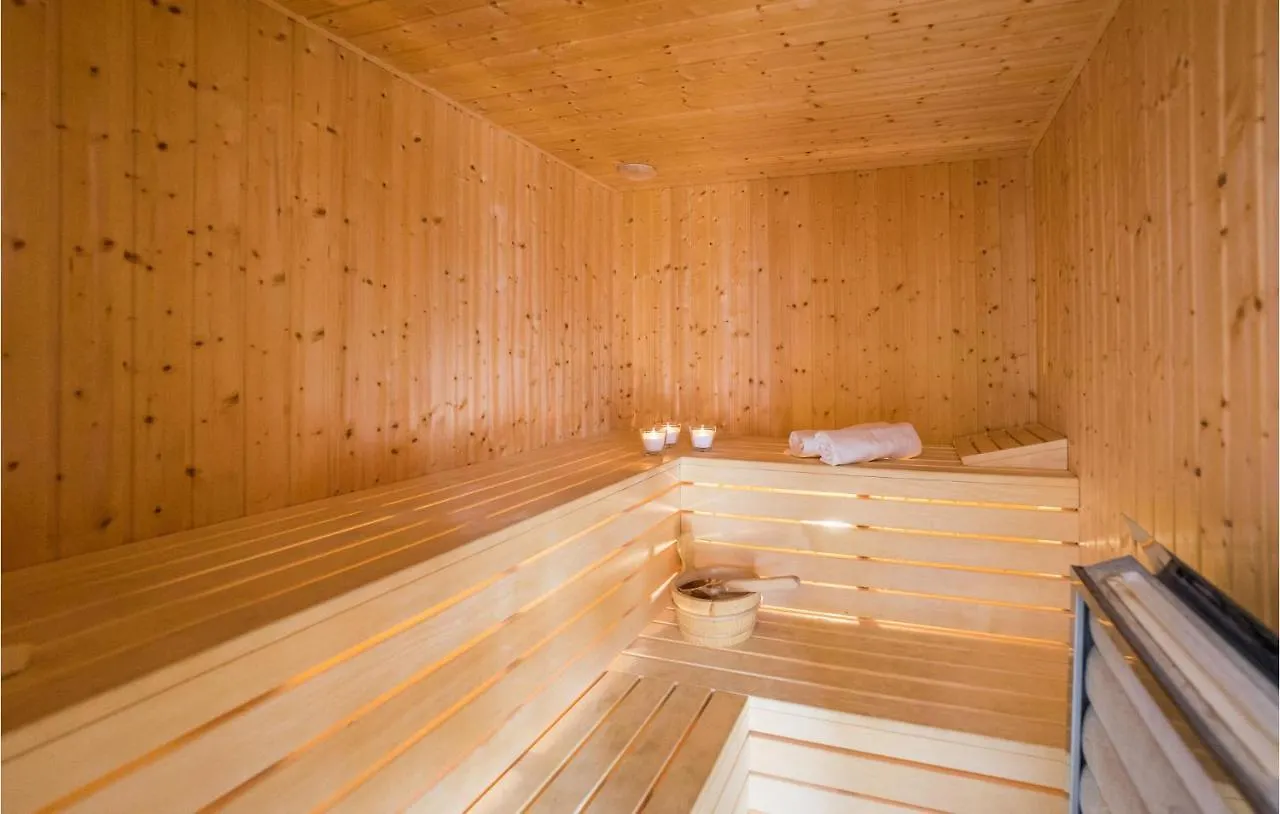 Amazing Home In Muline With Wifi Donje Selo Holiday home
