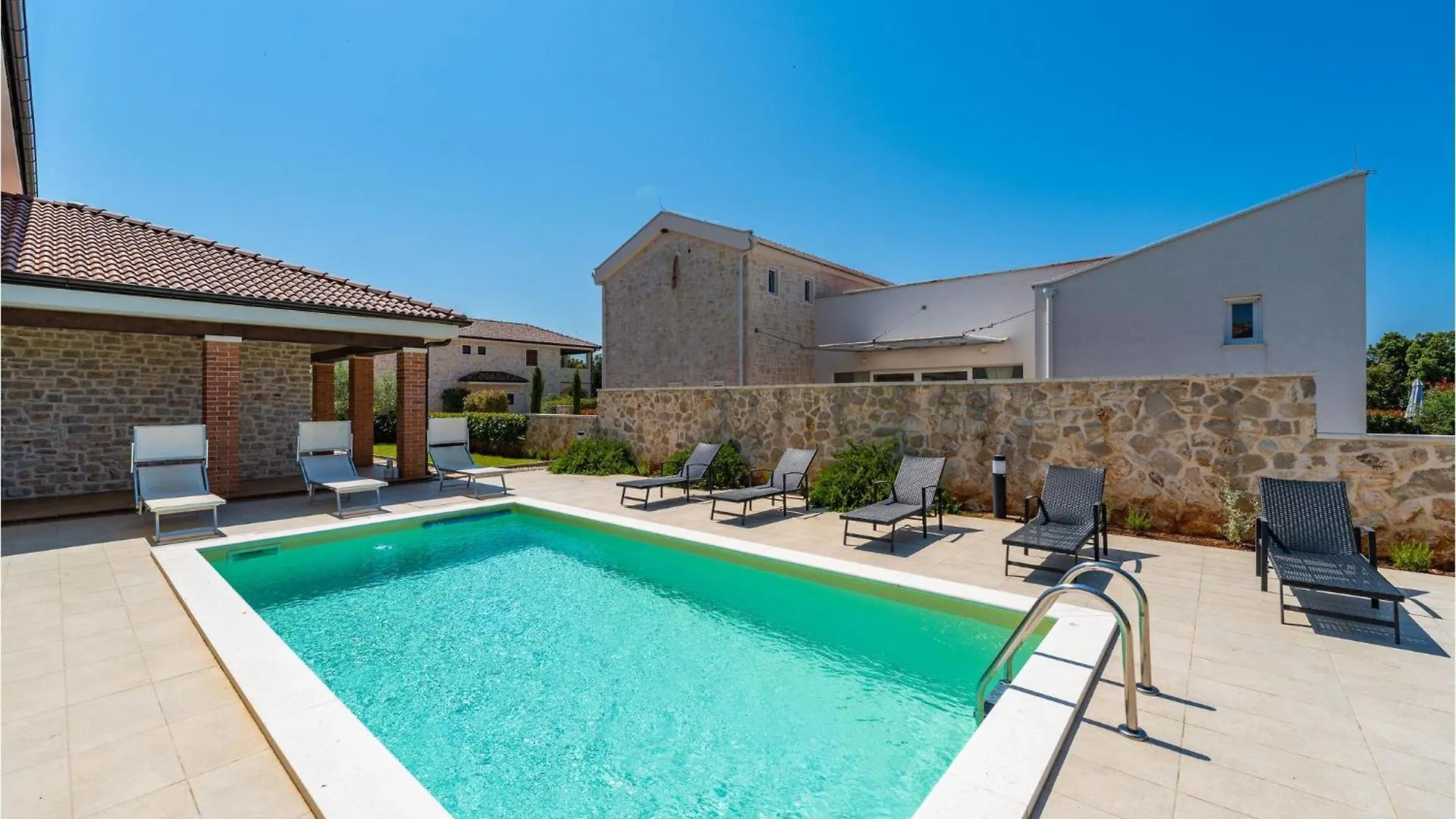 Holiday home Amazing Home In Muline With Wifi Donje Selo